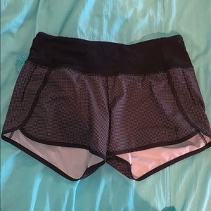 Pattern LuluLemon Shorts w/ Zip Pocket